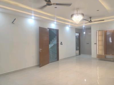 Living Room Image of 2100 Sq.ft 4 BHK Builder Floor for sale in Green Field Colony Faridabad for Rs. 18500000