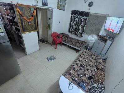 Living Room Image of 550 Sq.ft 1 RK Apartment / Flat for sale in Kamdar Colony Jamnagar for Rs. 1650000