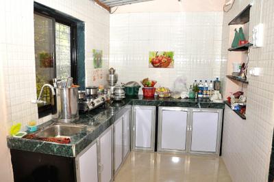 Kitchen Image of 750 Sq.ft 1 BHK Independent House for sale in Dapoli Camp Dapoli for Rs. 1700000