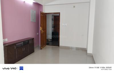 Hall Image of 629 Sq.ft 1 BHK Apartment / Flat for rent in Sholinganallur Chennai for Rs. 19000