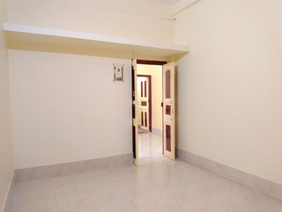 Bedroom Image of 630 Sq.ft 2 BHK Builder Floor for rent in Purba Barisha Kolkata for Rs. 10000