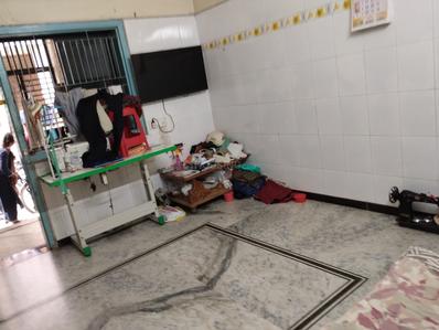 Bedroom Image of 1200 Sq.ft 1 BHK Builder Floor for rent in Ghatlodiya Ahmedabad for Rs. 11500