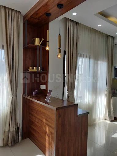 Kumar Plumeria Main Image 1