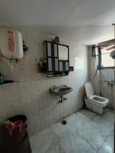 Bathroom Image of 1150 Sq.ft 3 BHK Apartment / Flat for sale in Tilak Nagar Indore for Rs. 5500000