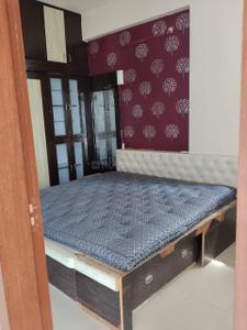 Bedroom Image of 650 Sq.ft 1 BHK Apartment / Flat for rent in Barjatya Pearl Sky, Bhicholi Mardana Indore for Rs. 15000