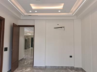 Bedroom Image of 2700 Sq.ft 4 BHK Builder Floor for sale in Rajouri Garden New Delhi for Rs. 55000000