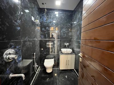 Bathroom Image of 1200 Sq.ft 3 BHK Builder Floor for sale in Sector 29 Rohini New Delhi for Rs. 12000000