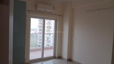 Bedroom Image of 1560 Sq.ft 3 BHK Apartment / Flat for rent in Shree Vardhman Victoria, Sector 70 Gurgaon for Rs. 55000
