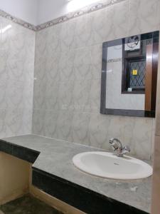 Bathroom Image of 2450 Sq.ft 3 BHK Apartment / Flat for sale in Technocrat CGH Society, Sector 56 Gurgaon for Rs. 24000000
