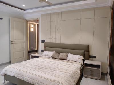 Bedroom Image of 550 Sq.ft 1 RK Independent House for rent in Ambience Lagoon, DLF Phase 3 Gurgaon for Rs. 23500