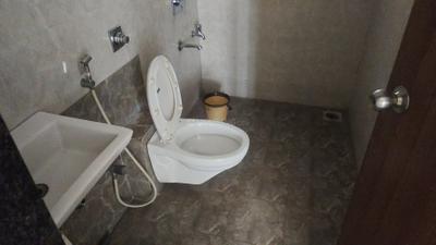 Pristine Prolife III Bathroom Two 3
