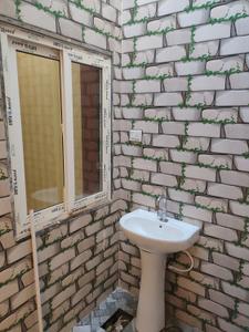 Bathroom Image of 1000 Sq.ft 3 BHK Duplex for sale in Paharia Varanasi for Rs. 7000000