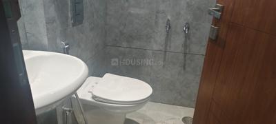 Bathroom Image of 2050 Sq.ft 3 BHK Apartment / Flat for rent in Noble Callista, Sector 66 Mohali for Rs. 65000
