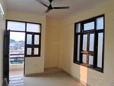 Bedroom Image of 1300 Sq.ft 3 BHK Apartment / Flat for rent in Aliganj Lucknow for Rs. 16000