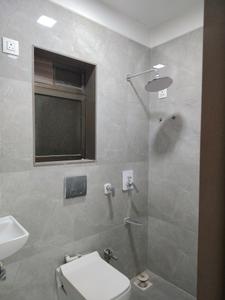 Common Bathroom Image of 490 Sq.ft 1 BHK Apartment / Flat for rent in Vihang Valley, Kasarvadavali Thane for Rs. 21000