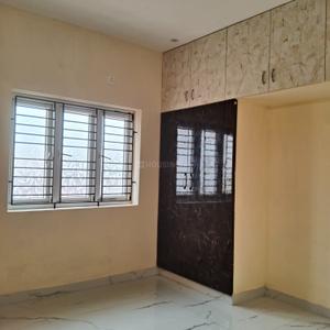 Bedroom Image of 2000 Sq.ft 3 BHK Independent House for rent in Palavakkam, Sholinganallur Chennai for Rs. 35000