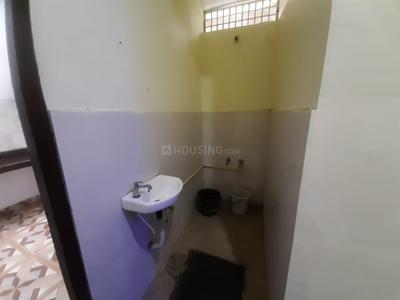 Bathroom Image of 900 Sq.ft 2 BHK Apartment / Flat for rent in Blue Lotus Krishna Kunj, Thatipur Gwalior for Rs. 12000
