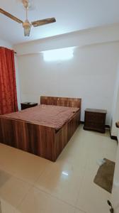 Bedroom Image of 1550 Sq.ft 3 BHK Apartment / Flat for rent in Express Garden, Indirapuram Ghaziabad for Rs. 42000