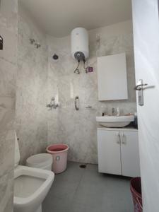 Bathroom Image of 1689 Sq.ft 4 BHK Apartment / Flat for sale in Prudent Pragati, Narendrapur Kolkata for Rs. 9500000