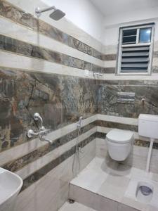 Bathroom Image of 1350 Sq.ft 3 BHK Apartment / Flat for sale in Patliputra Colony Patna for Rs. 12500000