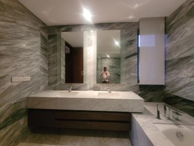 Bathroom Image of 4924 Sq.ft 4 BHK Villa for rent in Embassy Grove, Rustam Bagh Layout Bengaluru for Rs. 365000