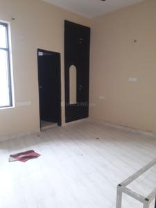 Bedroom Image of 1500 Sq.ft 4 BHK Apartment / Flat for rent in Clubview Enclave, Sector 29 Noida for Rs. 38000