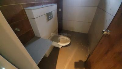 Bathroom Image of 1950 Sq.ft 3 BHK Apartment / Flat for sale in Fatehgunj Vadodara for Rs. 7500000