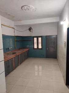 Kitchen Image of 2000 Sq.ft 3 BHK Apartment / Flat for rent in Umarwada Surat for Rs. 16000