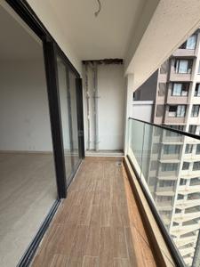 Balcony Image of 1550 Sq.ft 3 BHK Apartment / Flat for sale in Kalpataru Magnus, Bandra East Mumbai for Rs. 65000000
