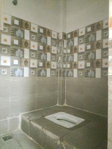 Common Bathroom Image of 1400 Sq.ft 3 BHK Apartment / Flat for rent in Koyambedu Chennai for Rs. 55000