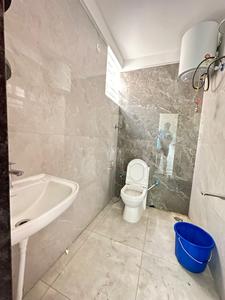 Bathroom Image of 700 Sq.ft 1 BHK Apartment / Flat for rent in Jogupalya Bengaluru for Rs. 35000