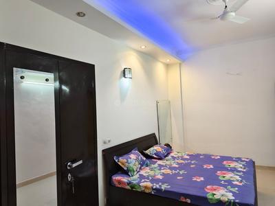 Bedroom Image of 3000 Sq.ft 4 BHK Independent House for rent in Sector 46 Noida for Rs. 70000
