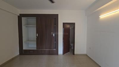 3.5 BHK Flat