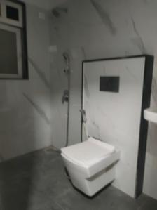 Common Bathroom Image of 1350 Sq.ft 3 BHK Apartment / Flat for sale in Nicco Residency, Andheri East Mumbai for Rs. 36300000