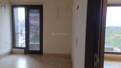Bedroom Image of 1800 Sq.ft 3 BHK Builder Floor for rent in Kalkaji New Delhi for Rs. 95000
