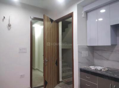 Kitchen Image of 690 Sq.ft 2 BHK Builder Floor for sale in Govindpuri New Delhi for Rs. 4700000