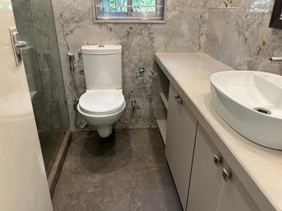 Bathroom Image of 2500 Sq.ft 3 BHK Apartment / Flat for sale in Ballygunge Kolkata for Rs. 35500000