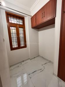 Bedroom Image of 1300 Sq.ft 2 BHK Builder Floor for rent in Jai Maa Gayatri Builders Ramgati Residency, Rukanpura Patna for Rs. 19500