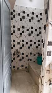 Bathroom Image of 650 Sq.ft 1 BHK Apartment / Flat for sale in Indirapuram Ghaziabad for Rs. 3600000