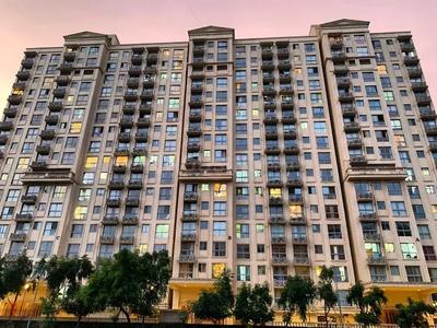 Image of 950 Sq.ft 2 BHK Apartment / Flat for sale in Hiranandani Highland A B C D And E Wing, Powai, Mumbai for Rs. 31000000