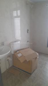 Bathroom Image of 650 Sq.ft 1 BHK Apartment / Flat for rent in Vascon Citron, Wagholi Pune for Rs. 15000