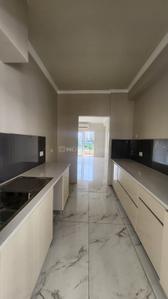 Kitchen Image of 1710 Sq.ft 3 BHK Builder Floor for rent in Central Park Flower Valley, Sector 33 Sohna for Rs. 35000