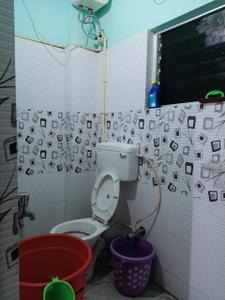 Bathroom Image of 1250 Sq.ft 3 BHK Apartment / Flat for sale in Mukundapur Kolkata for Rs. 9000000