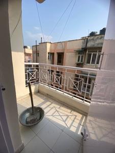 Balcony Image of 600 Sq.ft 1 BHK Apartment / Flat for rent in Kaveri Apartments, Vasant Kunj New Delhi for Rs. 28000