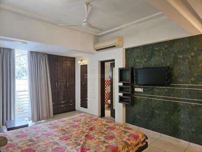 Bedroom Image of 4104 Sq.ft 4 BHK Apartment / Flat for sale in JP Iscon Heights, Gotri Vadodara for Rs. 27500000