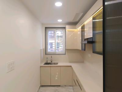 Kitchen Image of 1000 Sq.ft 3 BHK Builder Floor for sale in Janakpuri New Delhi for Rs. 18500000