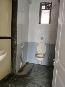 Common Bathroom One Image of 1200 Sq.ft 2 BHK Apartment / Flat for sale in Orient Platinum, Kharghar Navi Mumbai for Rs. 14500000
