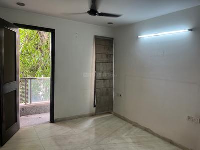Living Room Image of 950 Sq.ft 2 BHK Builder Floor for rent in Ramesh Nagar New Delhi for Rs. 33000