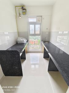 Kitchen Image of 1200 Sq.ft 2.5 BHK Apartment / Flat for rent in Ashar Arize, Kalwa Thane for Rs. 50000