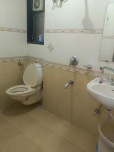 Common Bathroom Image of 926 Sq.ft 2 BHK Apartment / Flat for sale in Kandivali East Mumbai for Rs. 18000000